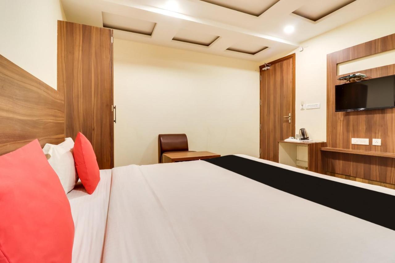 Super Capital O Seven Wonders Near Sahara Ganj Mall